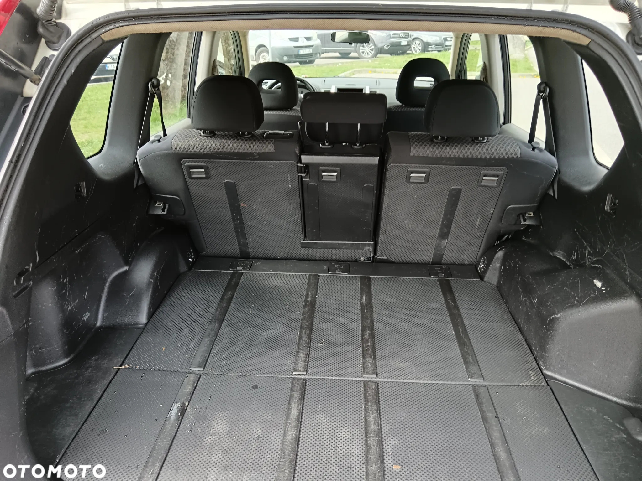 Nissan X-Trail 2.0 dCi 4x4 DPF Platinum - 15
