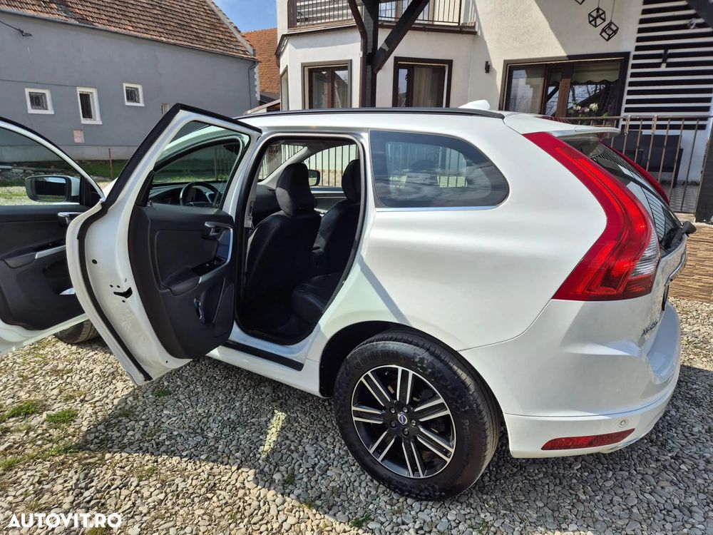 Volvo XC 60 D5 AWD Aut. Momentum - 7