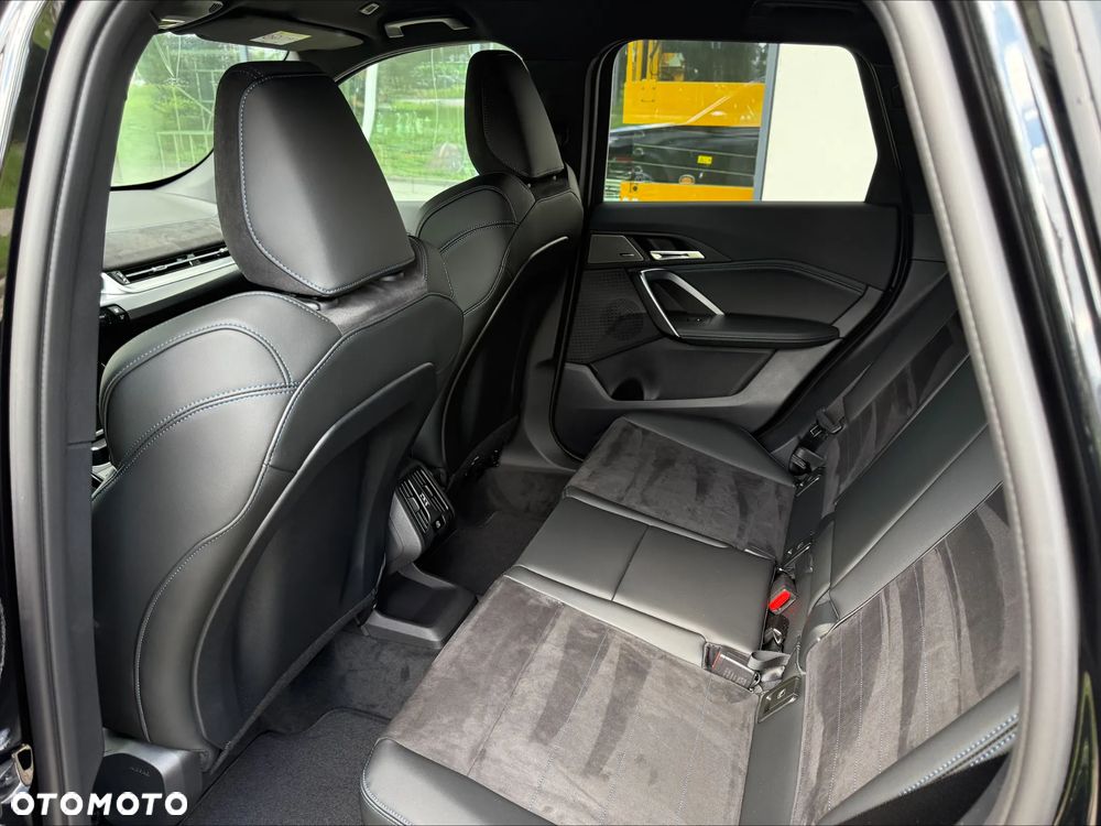 BMW X1 sDrive18i - 9