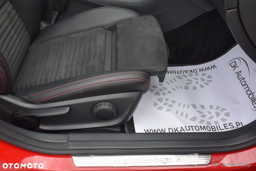 Mercedes-Benz CLA 220 4-Matic AMG Line - 27