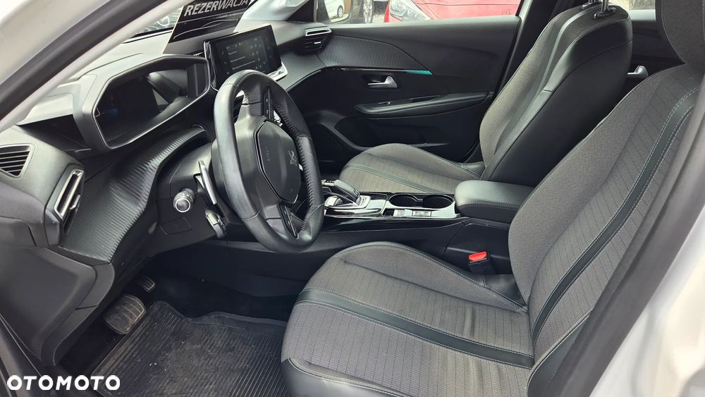 Peugeot 208 PureTech 110 Stop & Start EAT6 Tech Edition - 11