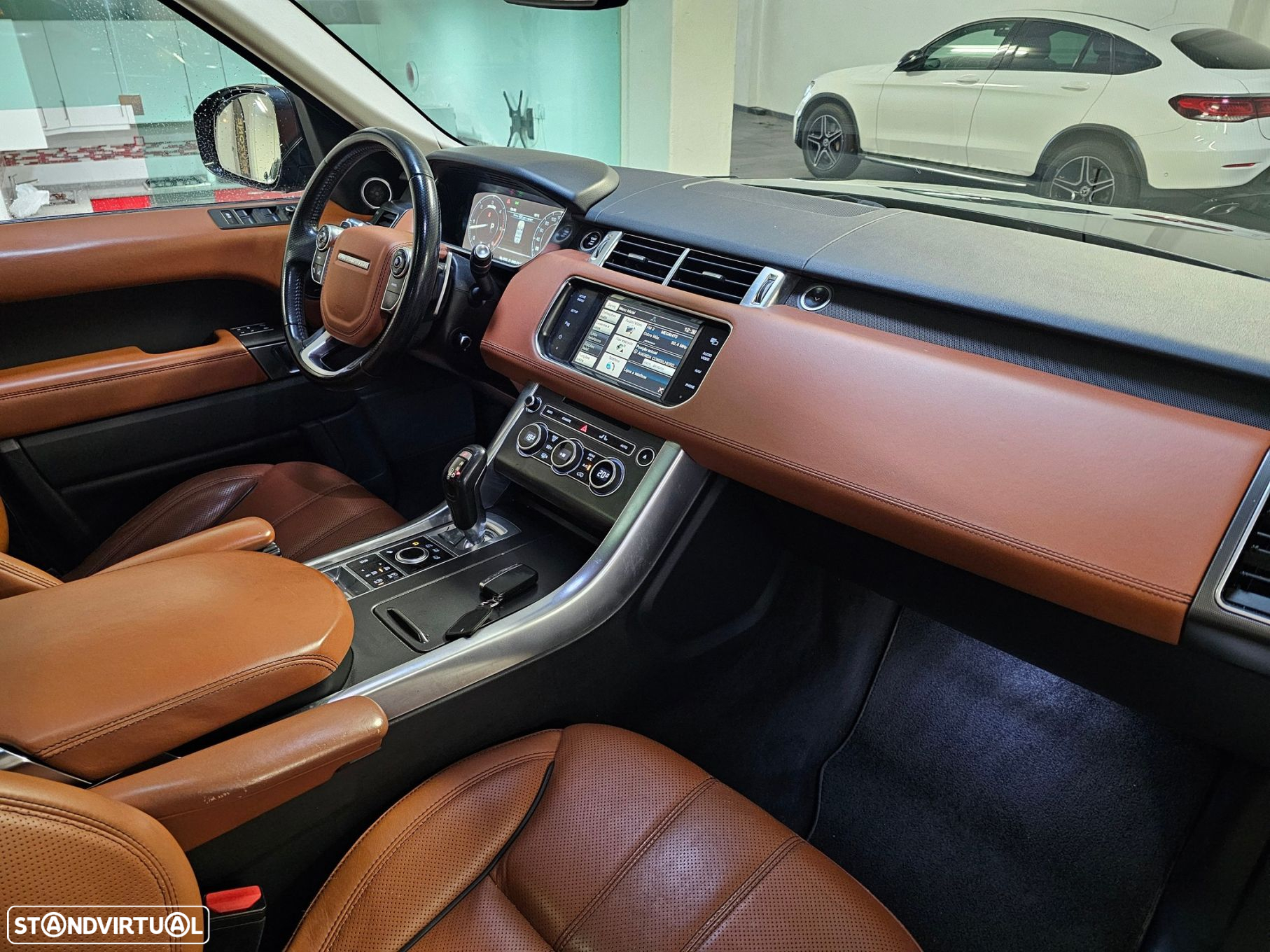 Land Rover Range Rover Sport 3.0 SDV6 HSE - 16