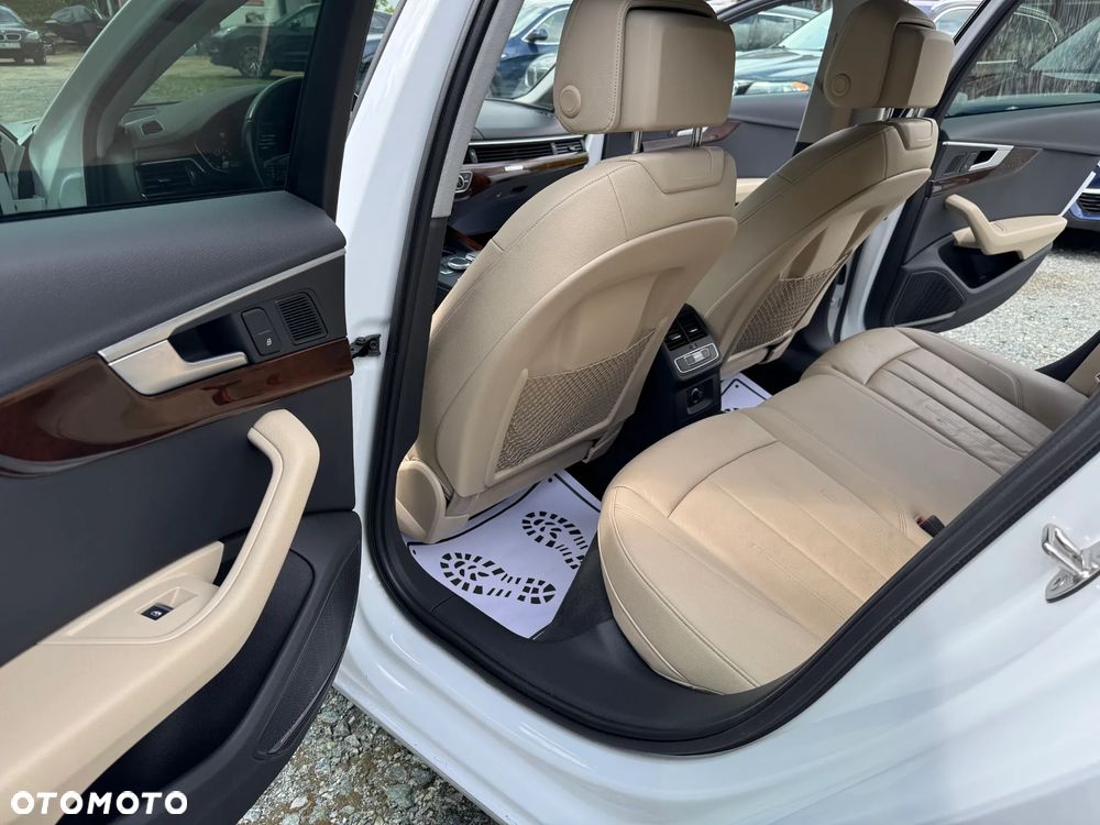 Audi A4 Limousine - 3