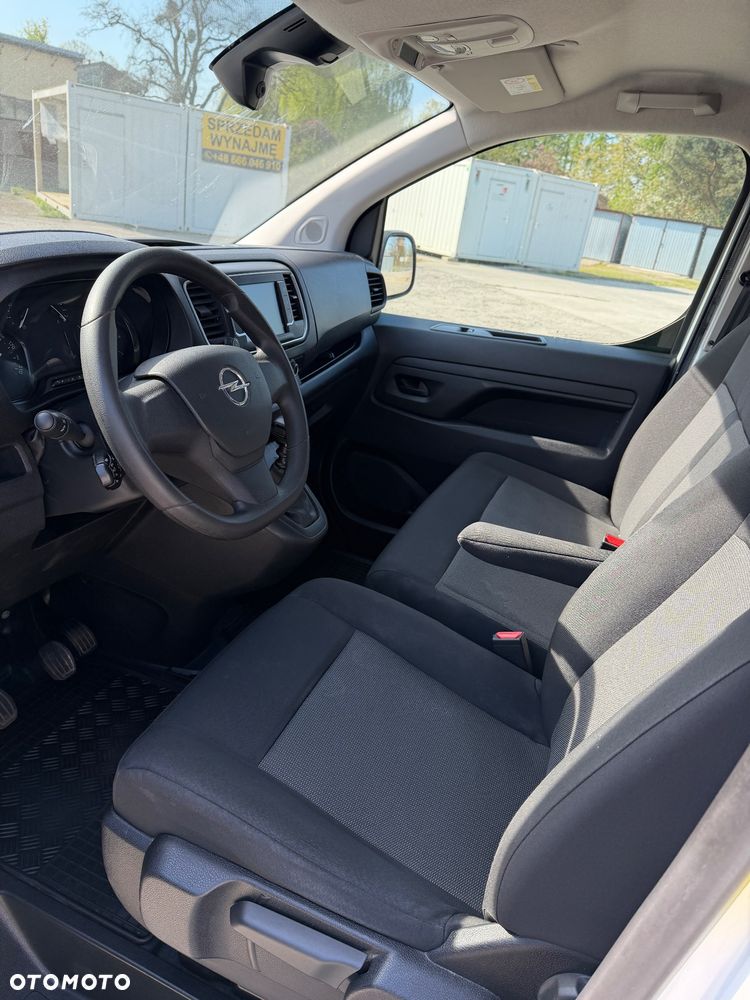 Opel Vivaro - 11