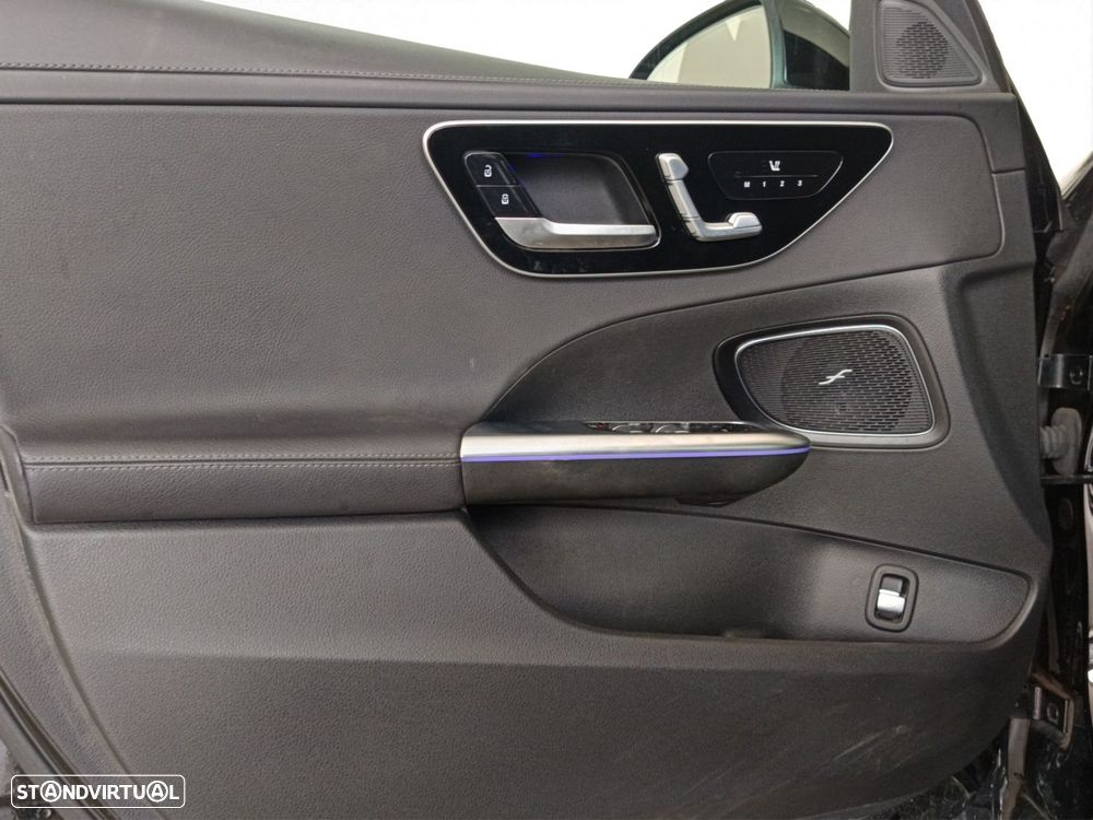 Mercedes-Benz C 300 d AMG Line - 48