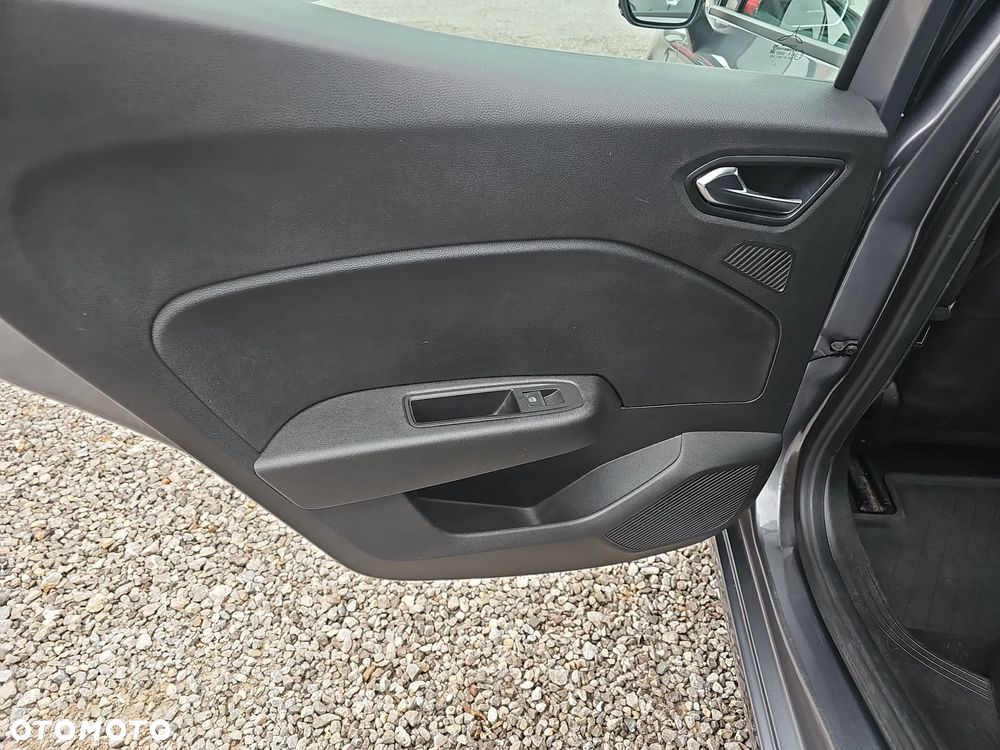 Renault Clio 1.0 TCe Evolution - 25