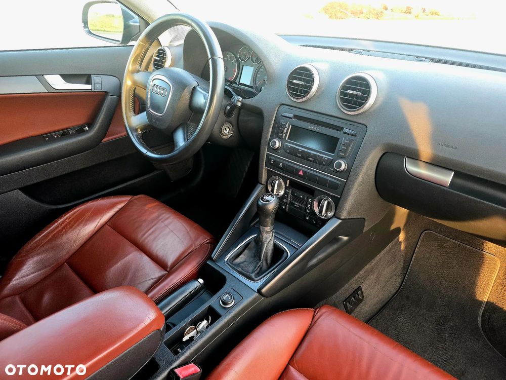 Audi A3 Sportback - 4