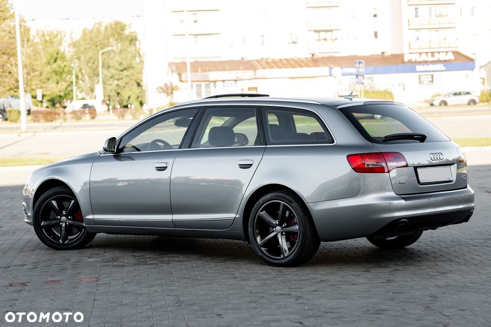Audi A6 Avant - 11