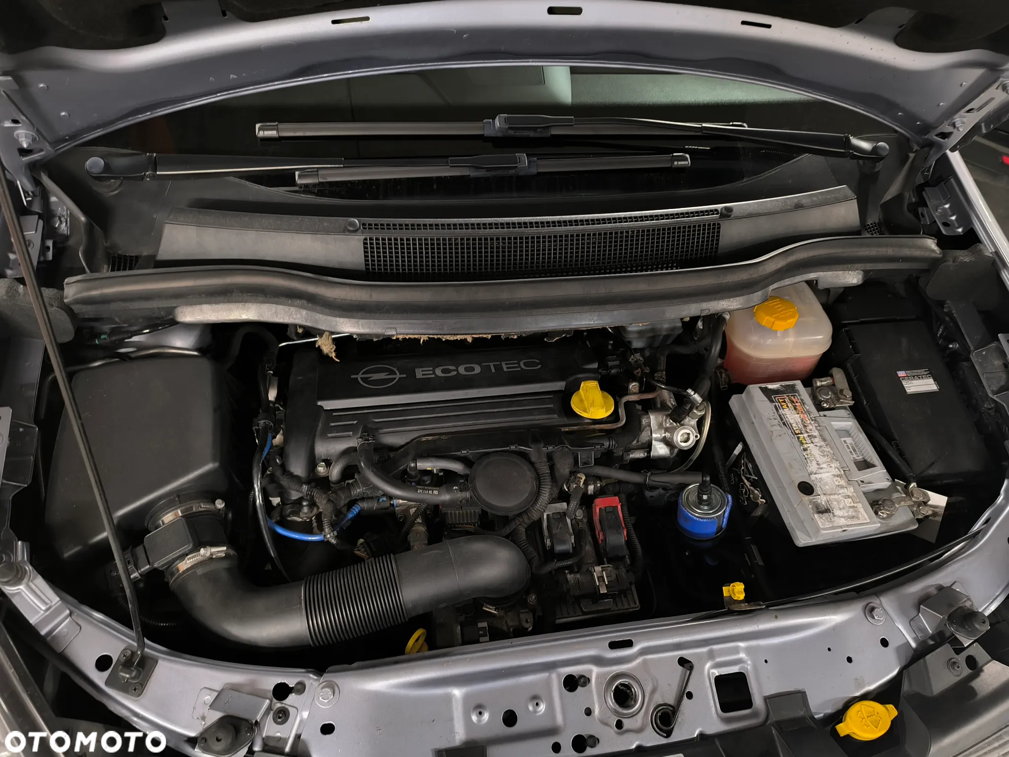 Opel Zafira 2.2 111 - 21