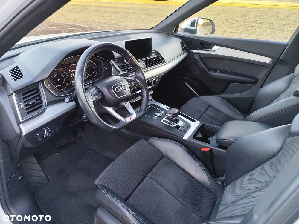 Audi Q5 55 TFSIe quattro S tronic S line business - 16