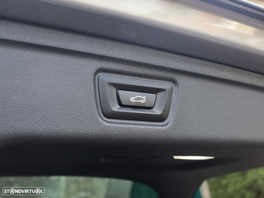 BMW 330 e Aut. M Sport - 53