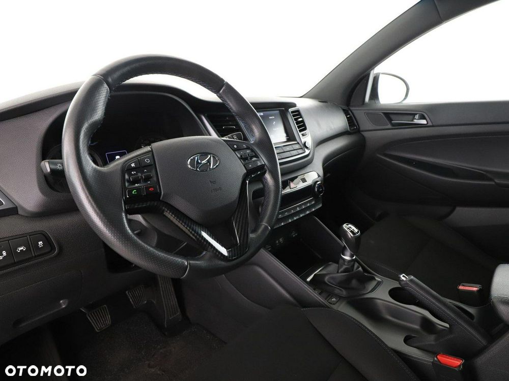 Hyundai Tucson blue 1.6 GDi 2WD Passion - 15