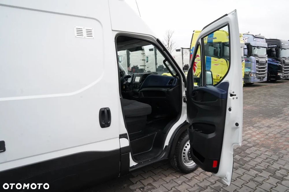 Iveco DAILY 35-140 /  BLASZAK / MOBILNY WARSZTAT / PRZETWORNICA / HI-MATIC - 28