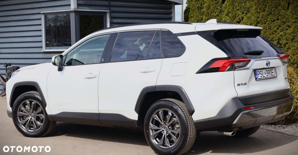 Toyota RAV4 - 6