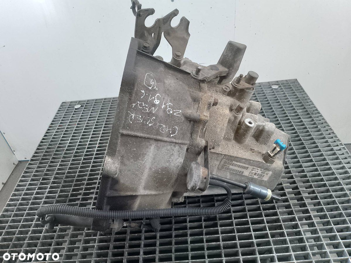 SKRZYNIA BIEGÓW MANUALNA CHRYSLER NEON P04668611AC 1.6 16V - 5