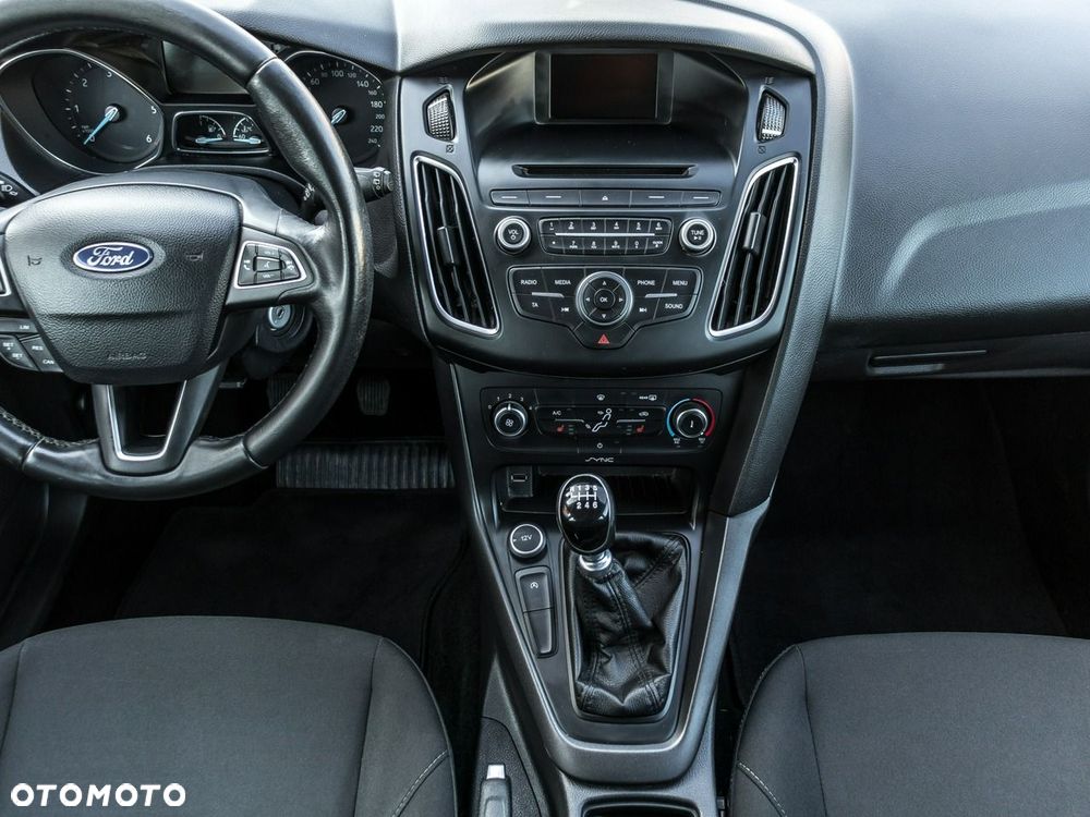 Ford Focus - 16