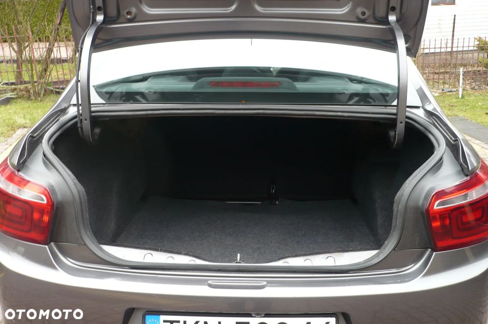 Citroën C-Elysée 1.2 PureTech Exclusive - 29