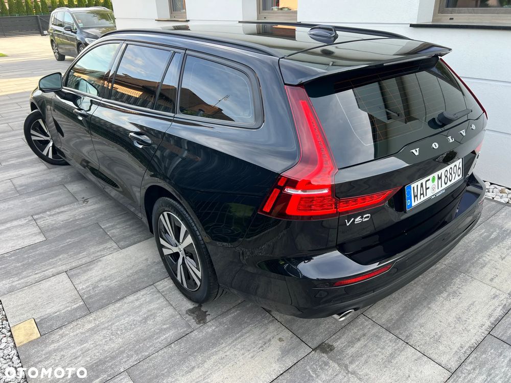 Volvo V60 B4 D Geartronic Momentum Pro - 20