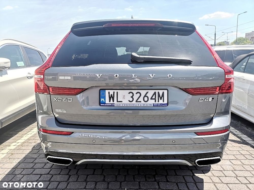 Volvo XC 60 D4 AWD R-Design - 5