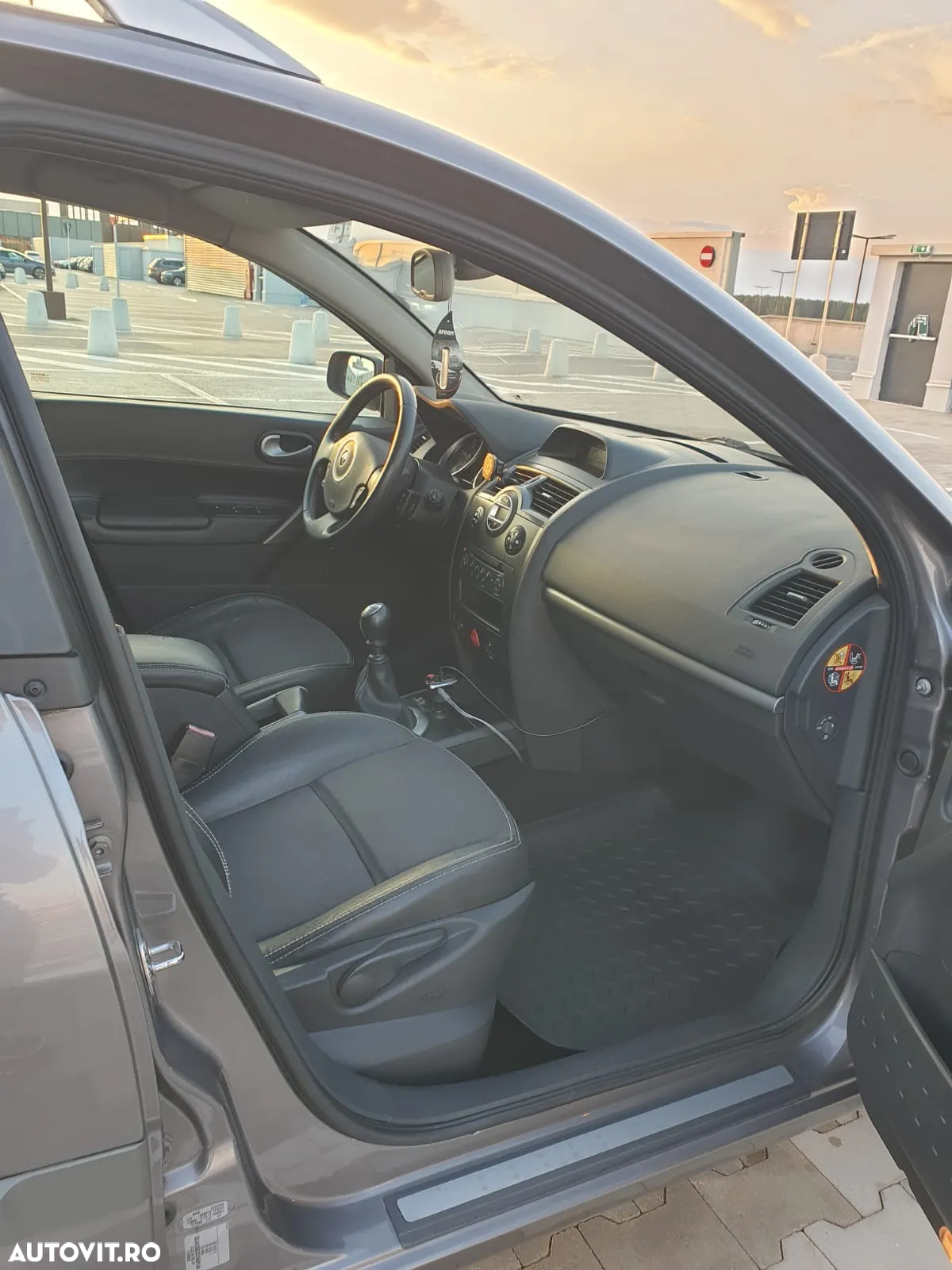 Renault Megane 1.5 dCi Privilege - 9