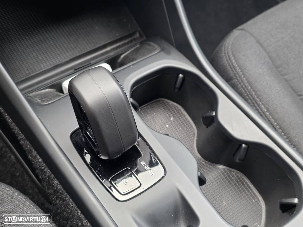 Volvo XC 40 2.0 B3 Essential - 10