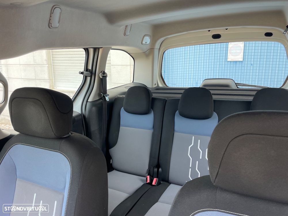 Peugeot Partner 1.6 BlueHDi Confort - 21