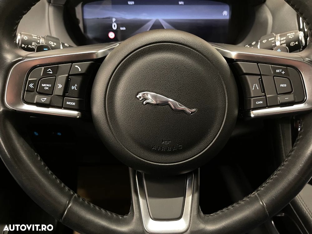 Jaguar F-Pace 20d AWD Aut. Portfolio - 21