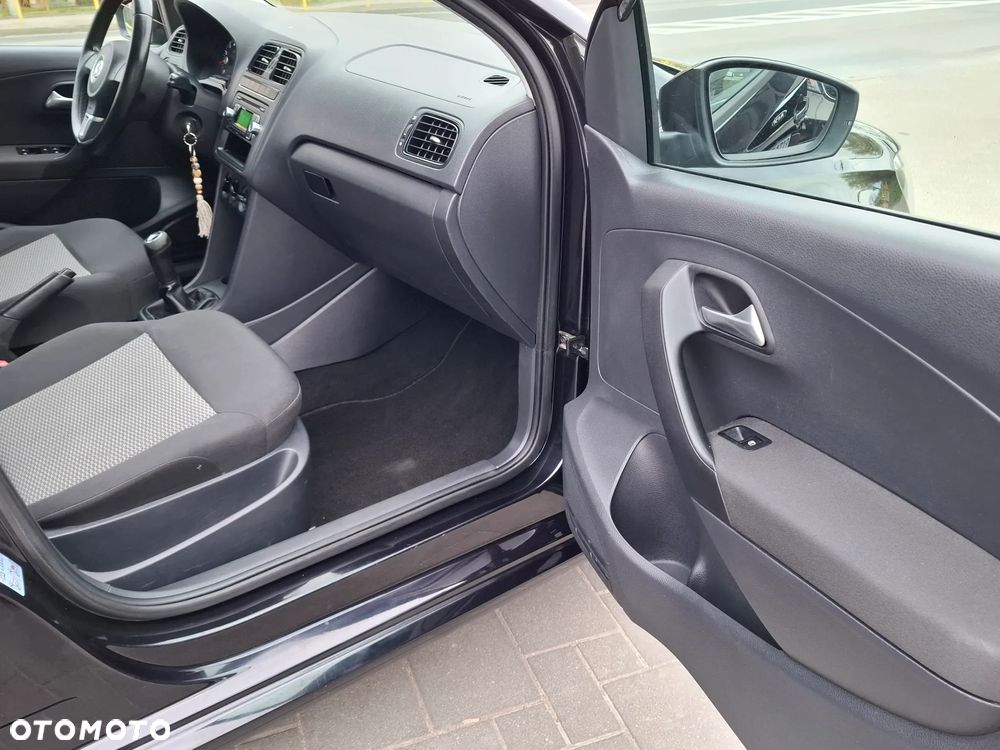 Volkswagen Polo 1.2 Blue Motion Technology Trendline - 23