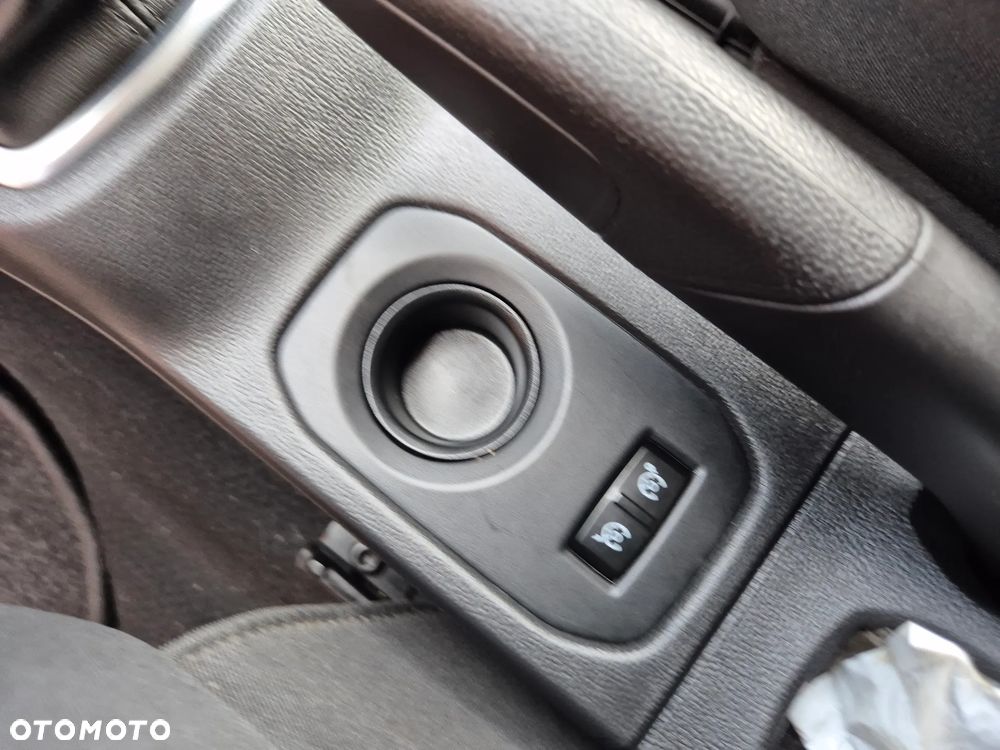 Dacia Duster 1.6 SCe Connected by Orange - 35