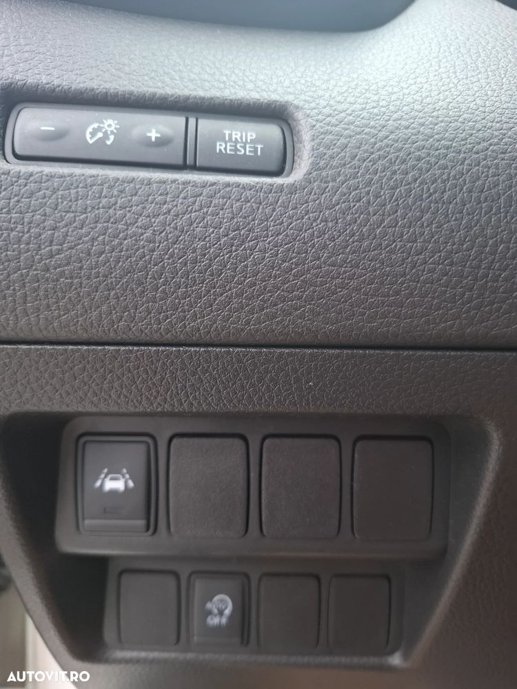 Nissan Qashqai 1.5 DCI TEKNA - 27