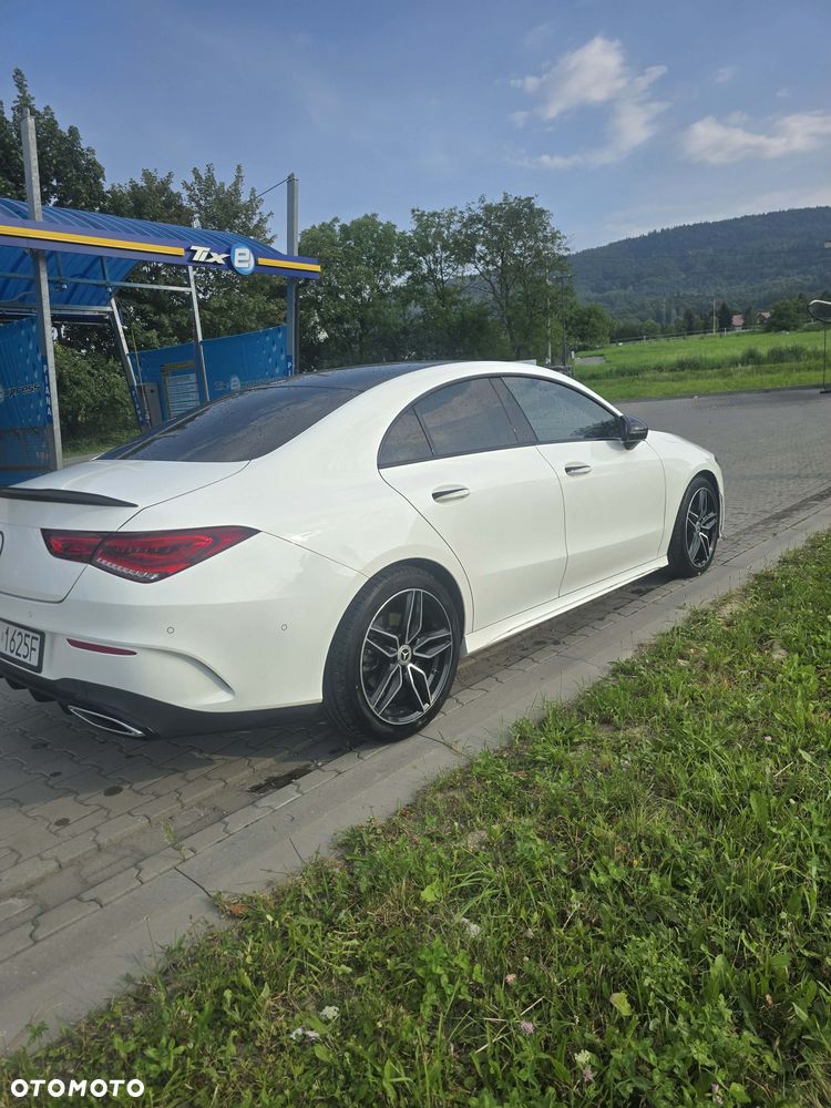 Mercedes-Benz CLA 220 4-Matic AMG Line 7G-DCT - 2