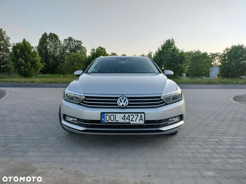 Volkswagen Passat - 19