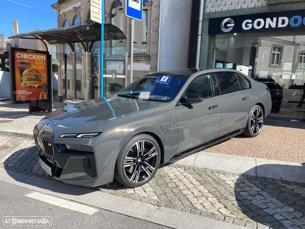 BMW 760 M760e xDrive - 11