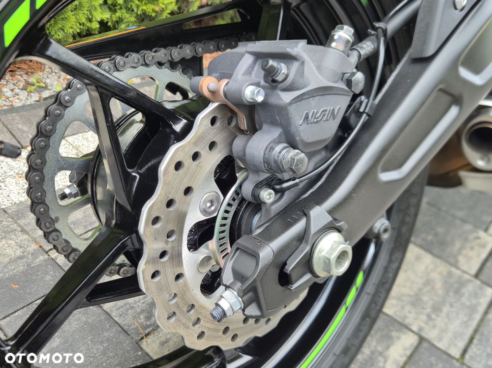 Kawasaki Ninja - 9