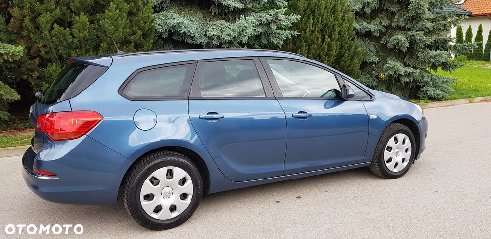 Opel Astra 1.4 Turbo Exklusiv - 13