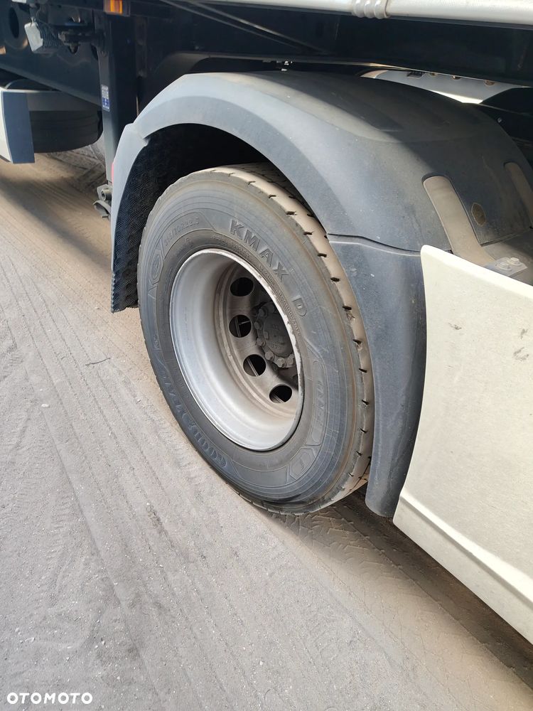 DAF XF - 8