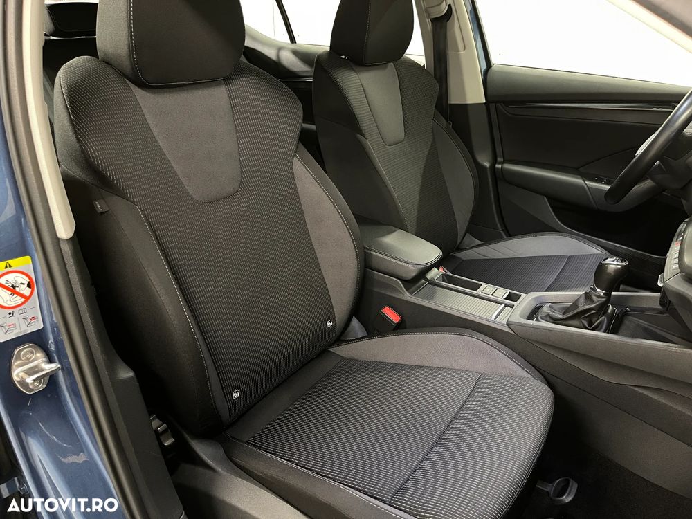 Skoda Octavia 2.0 TDI Ambition - 9