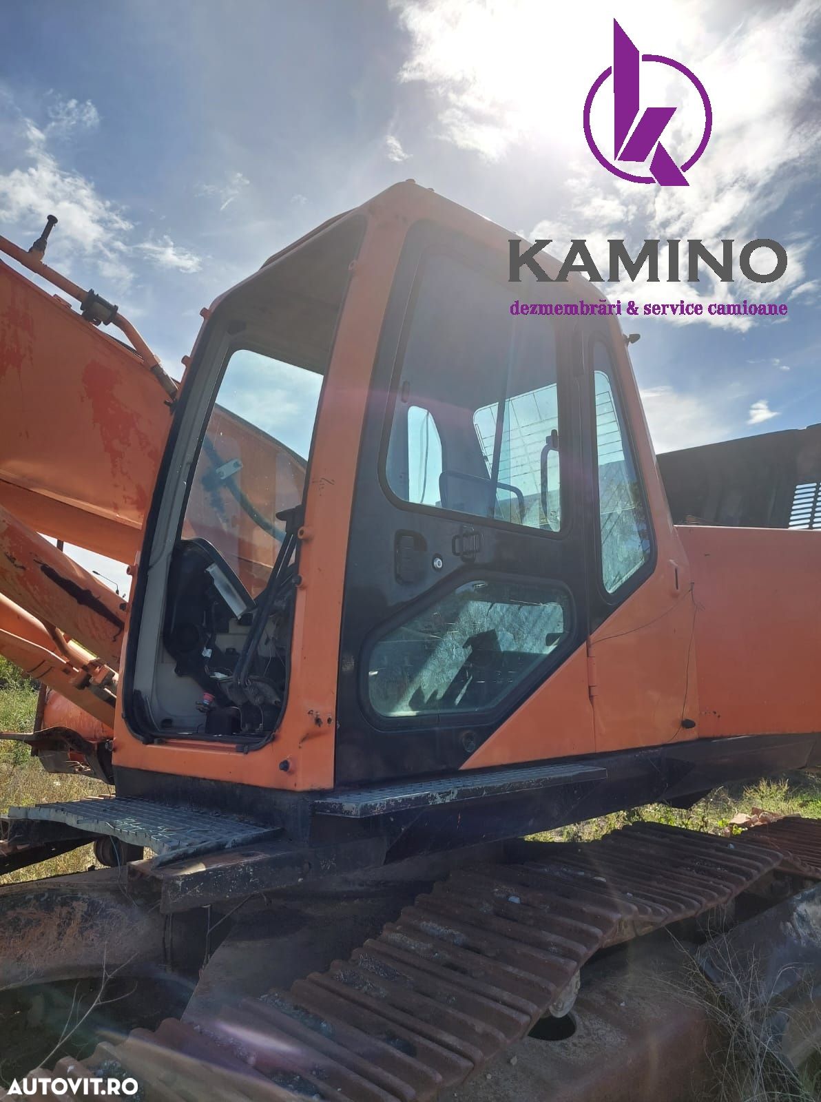 La dezmembrat excavator DAEWOO - 1