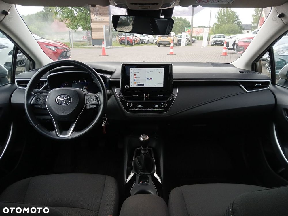 Toyota Corolla - 12