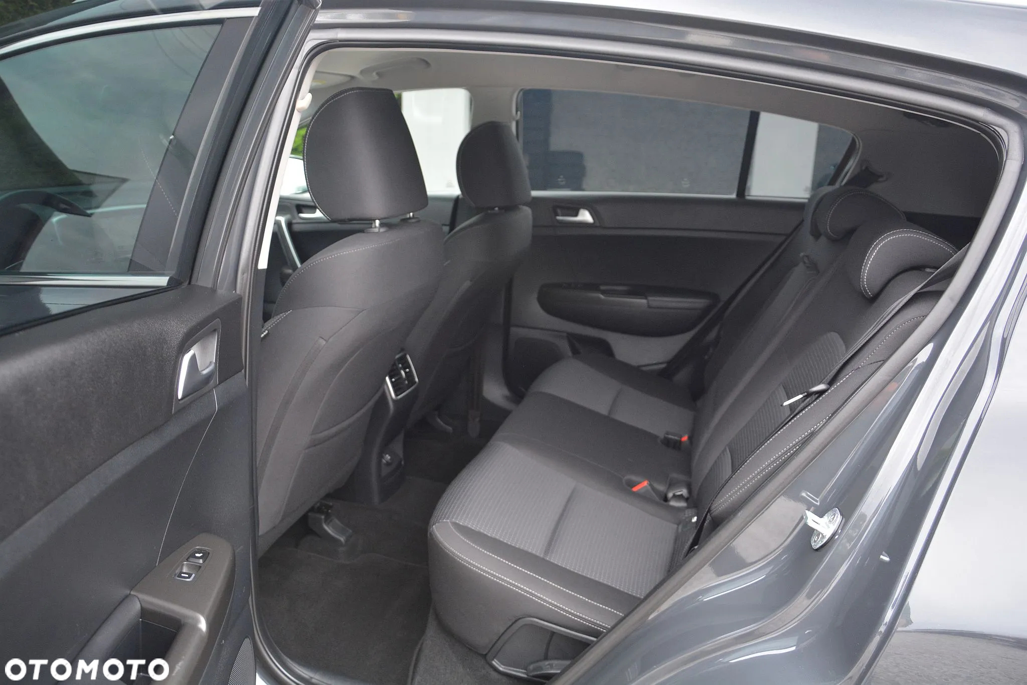 Kia Sportage 1.6 T-GDI L 2WD - 11
