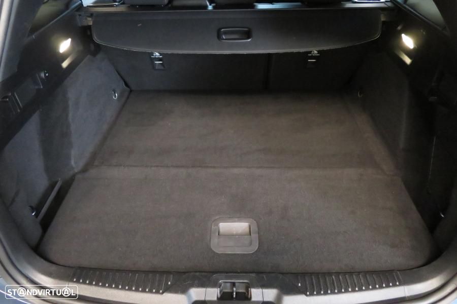 Ford Focus SW 1.0 EcoBoost ST-Line - 25