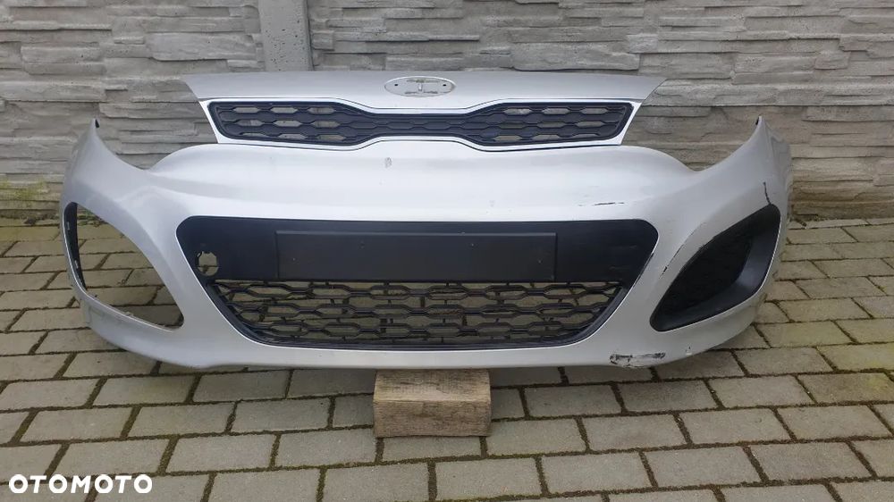Zderzak Kia Rio 3 III  2012 - - 1