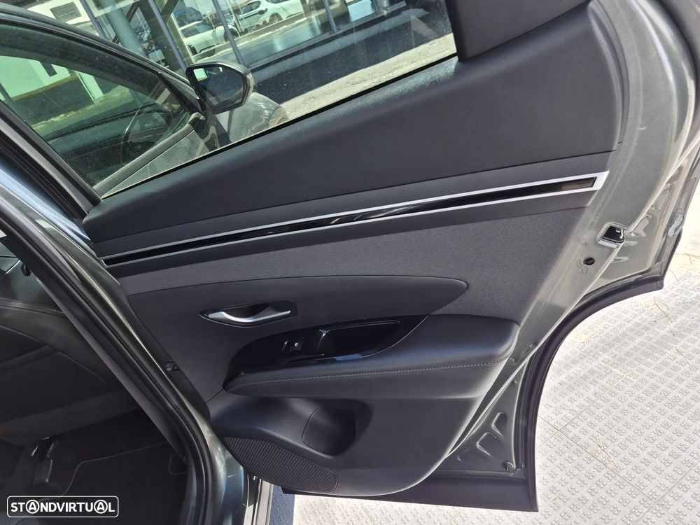 Hyundai Tucson 1.6 T-GDI HEV Vanguard+TA+Hyundai Smart Sense+ - 18