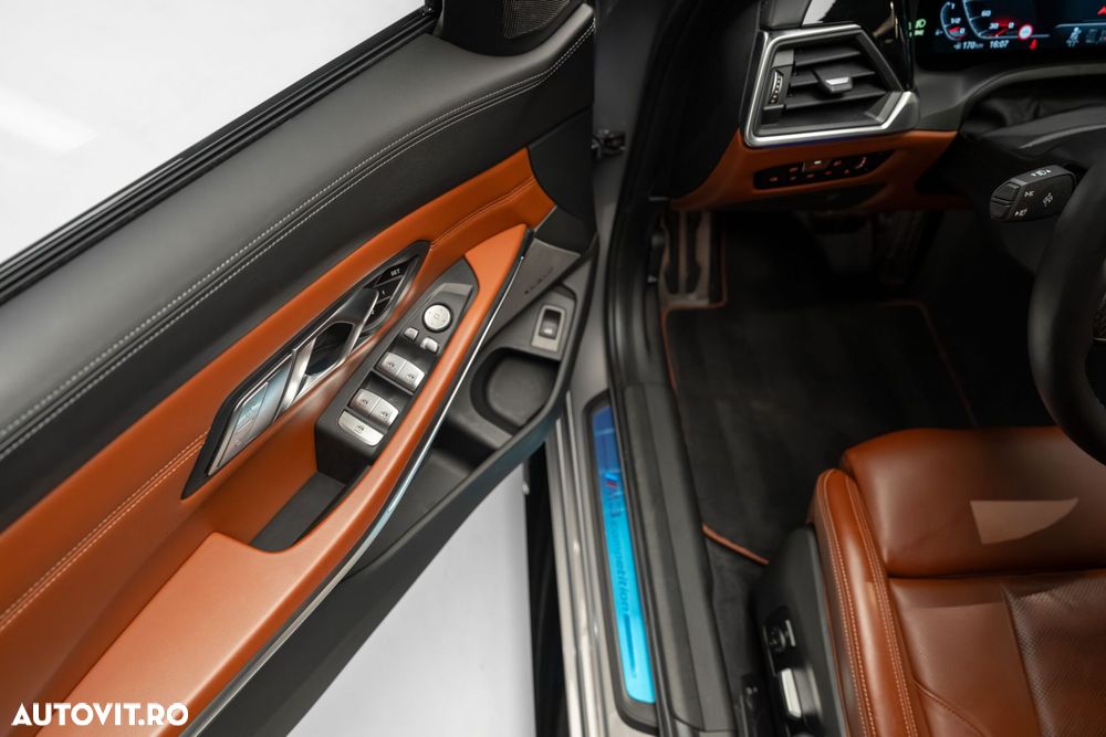 BMW M3 Competition xDrive AT - 13