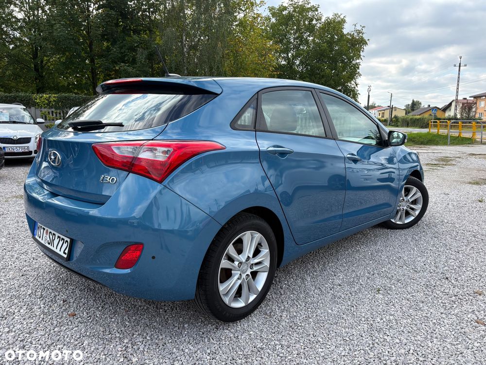 Hyundai i30 1.4 Premium - 8