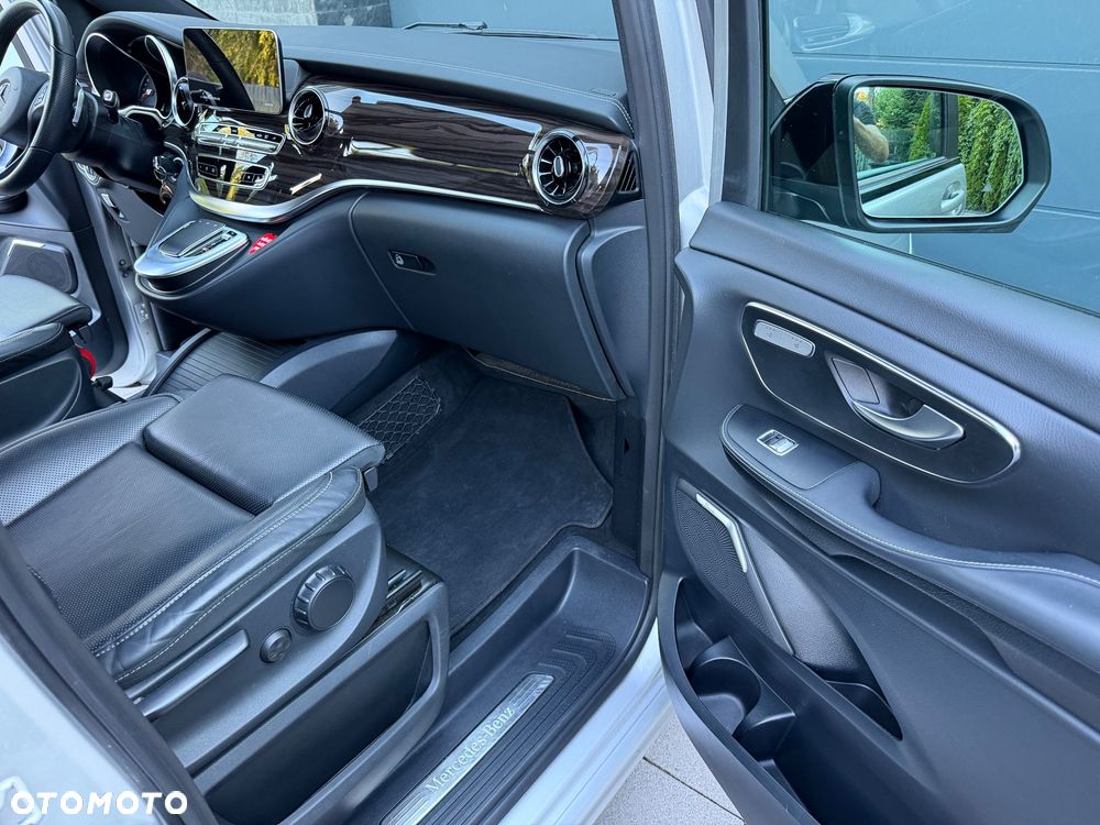 Mercedes-Benz Klasa V 300 d Avantgarde 9G-Tronic (d³ugi) - 24