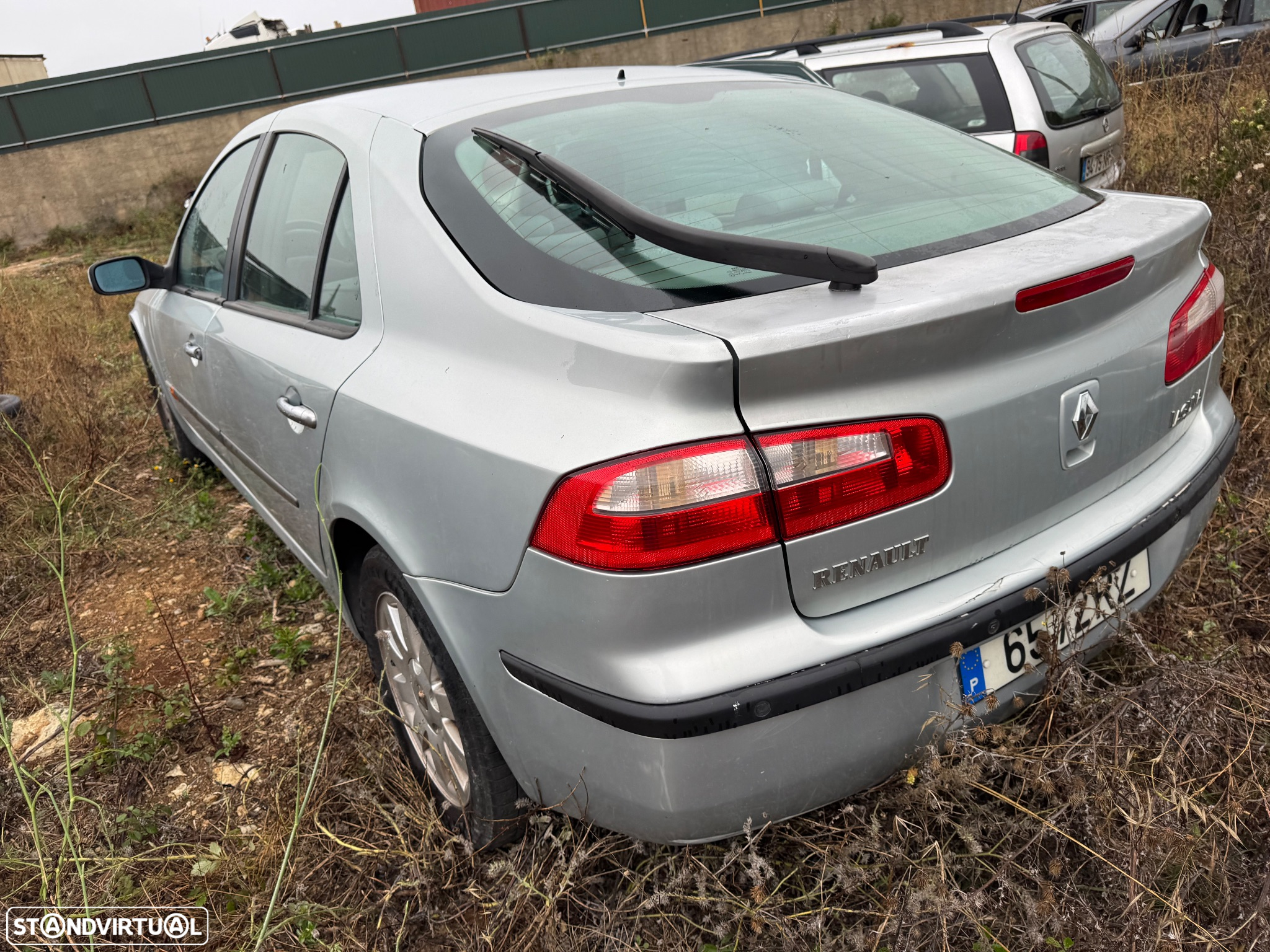 Renault Laguna 2 2002 a gasolina para peças - 2