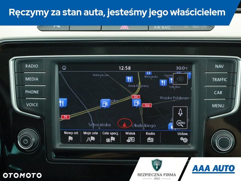 Volkswagen Passat Variant - 17