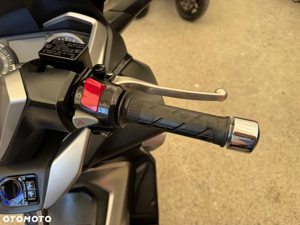 Honda NSS - 11