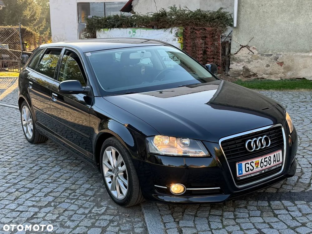 Audi A3 Sportback - 3